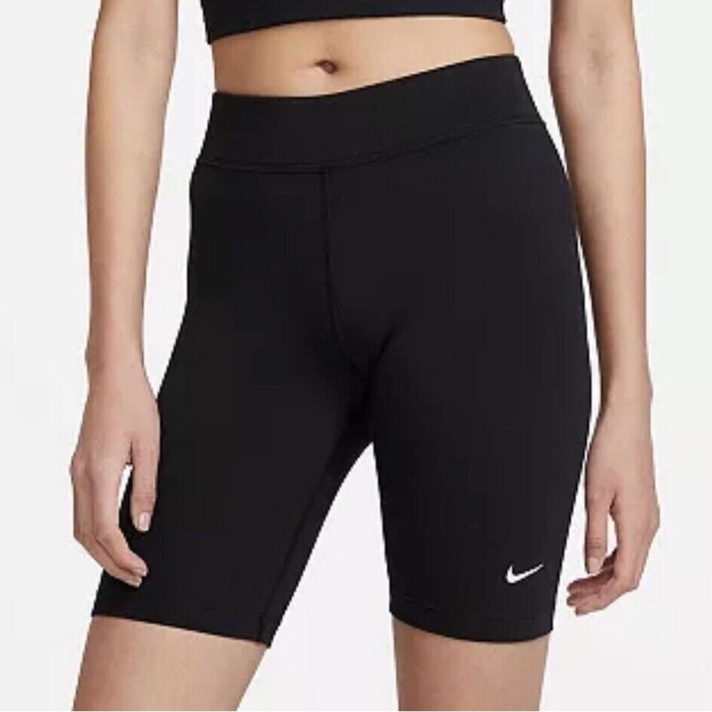 Nike Women's Black Bike Shorts - Picture 2 of 10